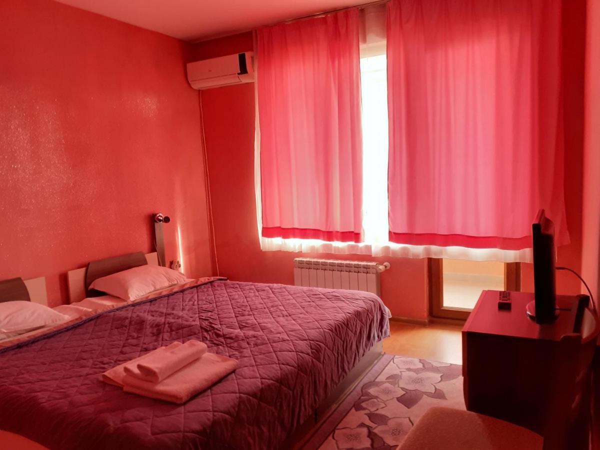 Хотел гелов 3*